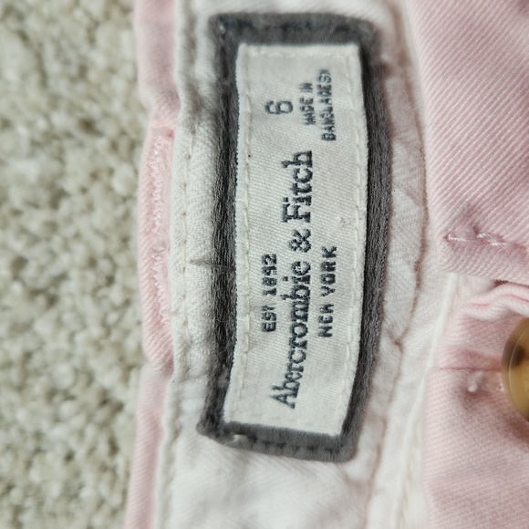 A&F Shorts - Picture 3 of 3